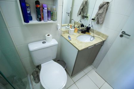 Apartamento para alugar com 74m², 3 quartos e 1 vaga Apartamento para alugar com 74m², 3 quartos e 1 vagaBanheiro da Suíte