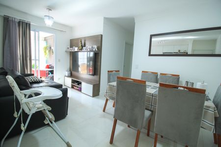 Apartamento para alugar com 74m², 3 quartos e 1 vaga Apartamento para alugar com 74m², 3 quartos e 1 vagaSala de Jantar