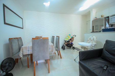 Apartamento para alugar com 74m², 3 quartos e 1 vaga Apartamento para alugar com 74m², 3 quartos e 1 vagaSala de Jantar