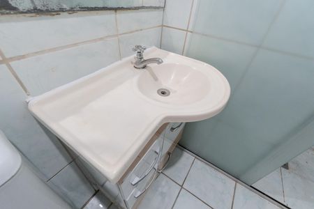 Apartamento à venda com 63m², 2 quartos e sem vaga Apartamento à venda com 63m², 2 quartos e sem vagaBanheiro