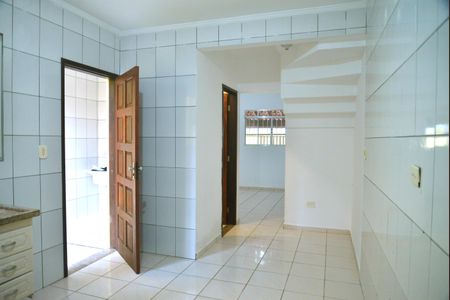 Casa para alugar com 57m², 2 quartos e 2 vagasCozinha