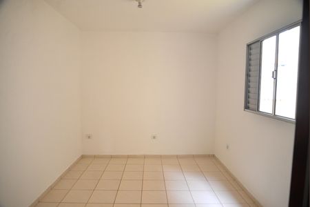 Casa para alugar com 57m², 2 quartos e 2 vagasQuarto 1