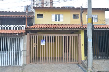 Casa para alugar com 57m², 2 quartos e 2 vagasPlaca
