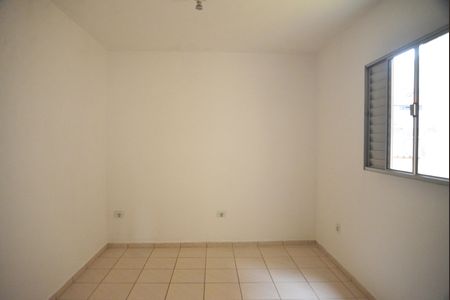 Casa para alugar com 57m², 2 quartos e 2 vagasQuarto 1