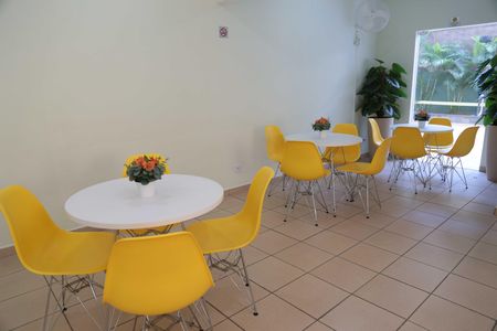 Apartamento para alugar com 60m², 2 quartos e 1 vaga Apartamento para alugar com 60m², 2 quartos e 1 vagaÁrea comum - Salão de Festa Infantil