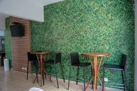 Apartamento para alugar com 60m², 2 quartos e 1 vaga Apartamento para alugar com 60m², 2 quartos e 1 vagaÁrea comum - Salão de Jogos