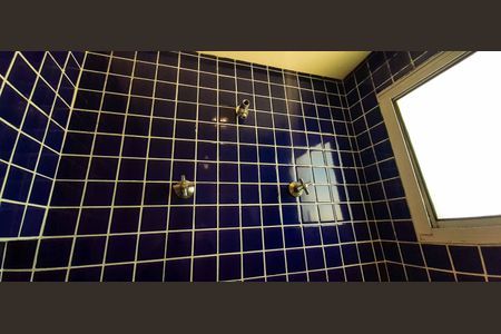 Apartamento para alugar com 60m², 2 quartos e 1 vaga Apartamento para alugar com 60m², 2 quartos e 1 vagaBanheiro da Suíte