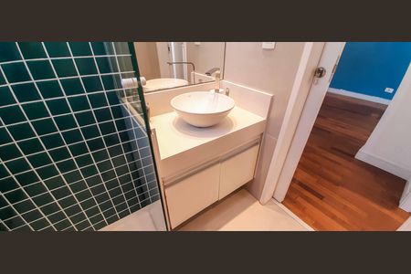Apartamento para alugar com 60m², 2 quartos e 1 vaga Apartamento para alugar com 60m², 2 quartos e 1 vagaBanheiro Social