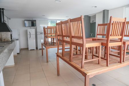 Apartamento para alugar com 60m², 2 quartos e 1 vaga Apartamento para alugar com 60m², 2 quartos e 1 vagaÁrea comum - Churrasqueira