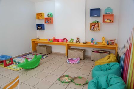 Apartamento para alugar com 60m², 2 quartos e 1 vaga Apartamento para alugar com 60m², 2 quartos e 1 vagaÁrea comum - Brinquedoteca