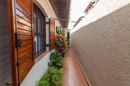 Casa à venda com 150m², 4 quartos e 3 vagasCorredor