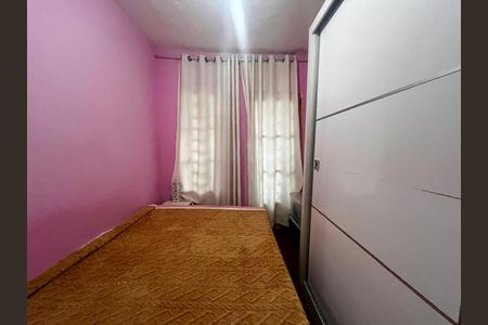 Casa à venda com 300m², 3 quartos e 3 vagas Casa à venda com 300m², 3 quartos e 3 vagasQuarto 3