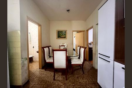 Casa à venda com 300m², 3 quartos e 3 vagas Casa à venda com 300m², 3 quartos e 3 vagasCozinha