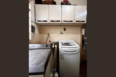 Casa à venda com 300m², 3 quartos e 3 vagas Casa à venda com 300m², 3 quartos e 3 vagasÁrea de Serviço