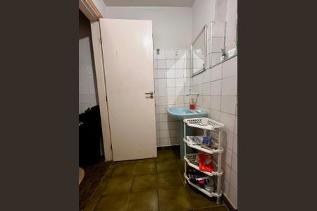 Casa à venda com 300m², 3 quartos e 3 vagas Casa à venda com 300m², 3 quartos e 3 vagasBanheiro - Casa 2