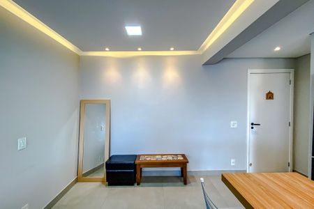 Apartamento para alugar com 77m², 2 quartos e 1 vagaSala