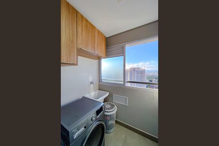 Apartamento para alugar com 77m², 2 quartos e 1 vagaÁrea de Serviço