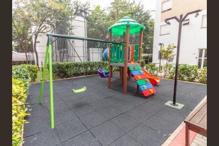 Apartamento à venda com 42m², 2 quartos e sem vagaÁrea comum - Playground