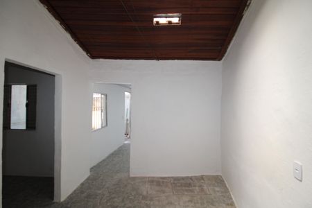 Casa para alugar com 56m², 2 quartos e sem vagaQuarto 1