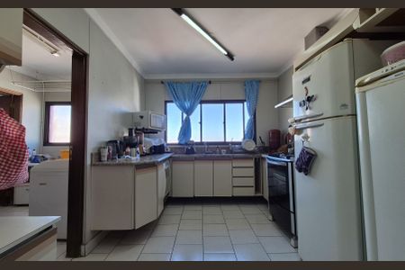 Apartamento à venda com 148m², 3 quartos e 2 vagasCozinha