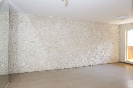 Casa para alugar com 250m², 3 quartos e 3 vagas Casa para alugar com 250m², 3 quartos e 3 vagasSala