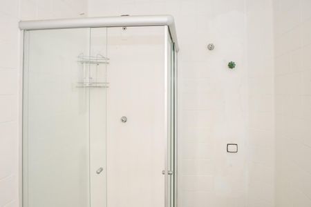 Casa para alugar com 250m², 3 quartos e 3 vagas Casa para alugar com 250m², 3 quartos e 3 vagasBanheiro da Suíte