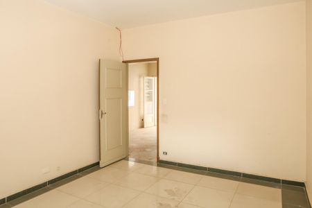 Casa para alugar com 250m², 3 quartos e 3 vagas Casa para alugar com 250m², 3 quartos e 3 vagasQuarto 3