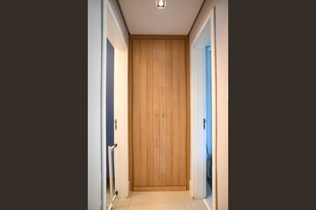 Apartamento à venda com 44m², 1 quarto e sem vaga Apartamento à venda com 44m², 1 quarto e sem vagaCorredor