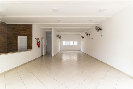 Apartamento à venda com 44m², 2 quartos e sem vagaÁrea comum