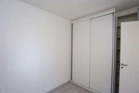 Apartamento à venda com 70m², 3 quartos e 2 vagasquarto 2
