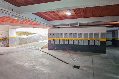 Apartamento para alugar com 60m², 2 quartos e 1 vaga Apartamento para alugar com 60m², 2 quartos e 1 vagaÁrea comum - Garagem