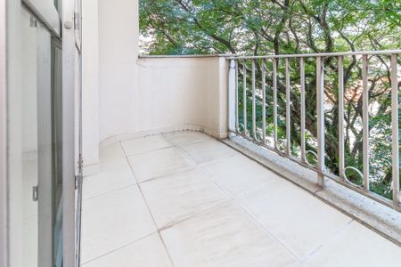 Apartamento à venda com 100m², 3 quartos e 1 vagaVaranda