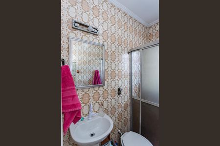 Casa à venda com 160m², 3 quartos e 2 vagasBanheiro