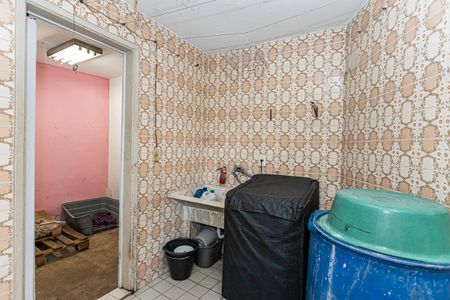 Casa à venda com 160m², 3 quartos e 2 vagasÁrea de Serviço