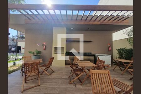 Apartamento para alugar com 38m², 2 quartos e sem vagaÁrea comum - Churrasqueira