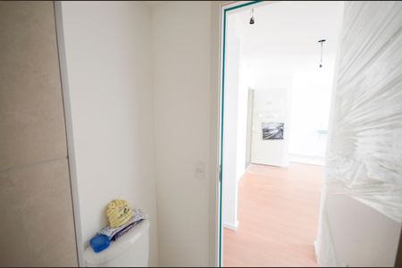 Apartamento para alugar com 38m², 2 quartos e sem vagaBanheiroBanheiro