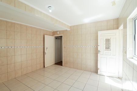 Casa à venda com 309m², 5 quartos e 4 vagasCozinha 1