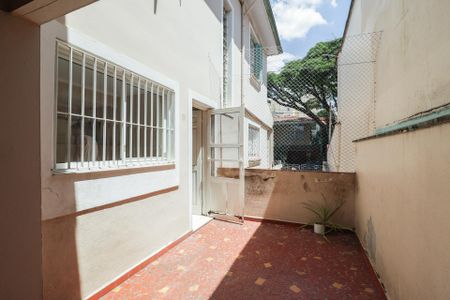 Casa à venda com 309m², 5 quartos e 4 vagasÁrea de Serviço 1