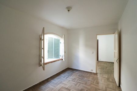 Casa à venda com 309m², 5 quartos e 4 vagasQuarto 4