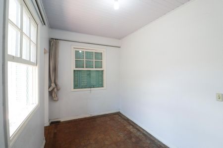 Casa à venda com 309m², 5 quartos e 4 vagasQuarto 2
