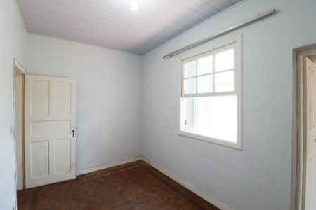 Casa à venda com 309m², 5 quartos e 4 vagasQuarto 2