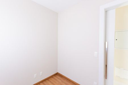 Apartamento à venda com 90m², 2 quartos e 2 vagasQuarto