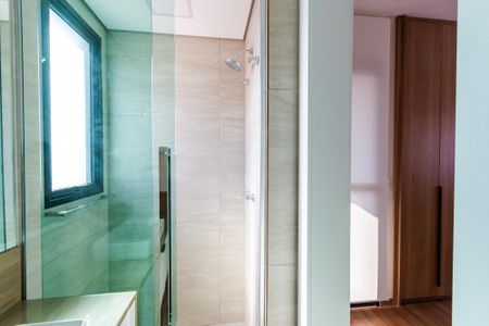 Apartamento à venda com 90m², 2 quartos e 2 vagasBanheiro da Suíte