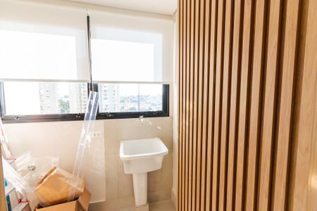 Apartamento à venda com 90m², 2 quartos e 2 vagasÁrea de Serviço