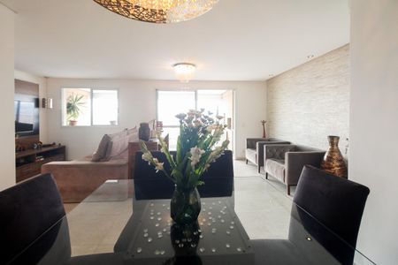 Apartamento à venda com 122m², 3 quartos e 2 vagasSala 