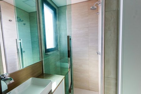 Apartamento à venda com 90m², 2 quartos e sem vagaBanheiro da Suíte