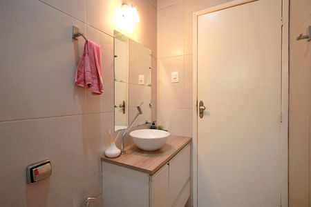 Casa para alugar com 80m², 3 quartos e 1 vagaBanheiro