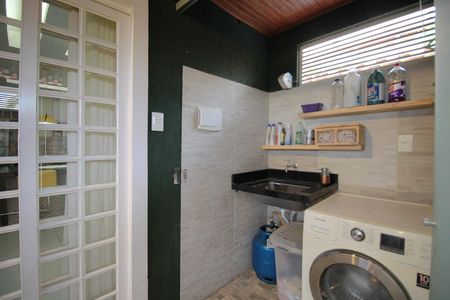 Casa para alugar com 80m², 3 quartos e 1 vagaÁrea de Serviço