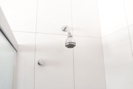 Casa de condomínio para alugar com 180m², 3 quartos e 4 vagasBanheiro da Suíte