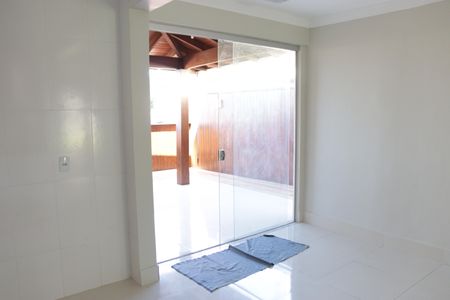 Casa de condomínio para alugar com 180m², 3 quartos e 4 vagasCozinha